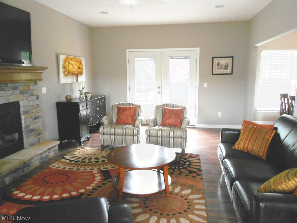 Pleasant Lakes/Brimfield - Residential