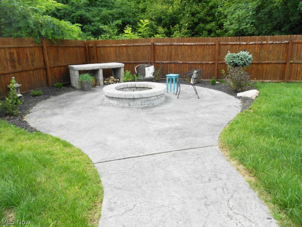 Pleasant Lakes/Brimfield - Residential