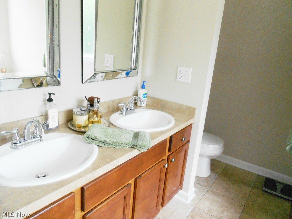 Pleasant Lakes/Brimfield - Residential