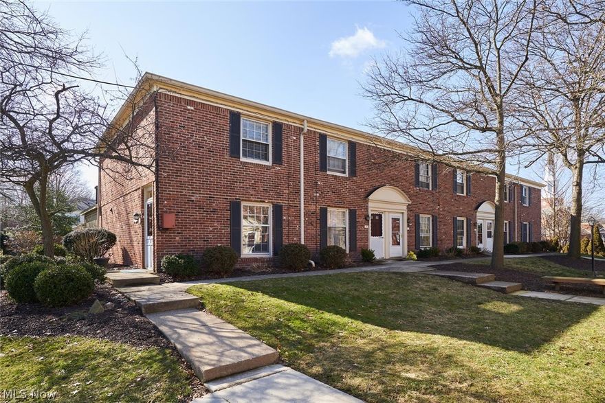 Cute Georgetown Condo just hit the market in Akron! This condo features 2 bedrooms, 1.5 baths and 1000 sq.ft. of living space. The first floor features an open floor plan with bright windows and large sliding doors off the dining room. The kitchen comes equipped with all appliances. This home also boasts a 72 sq.ft. enclosed porch right off the dining room. During the summer, entertain in style on the private patio or relax by the pool. Located in the coveted Georgetown Condominium complex. It won't last long! Call to schedule an appointment.