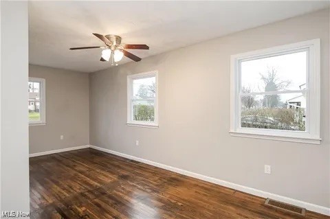453 W Park Boulevard, Medina, Ohio image 15