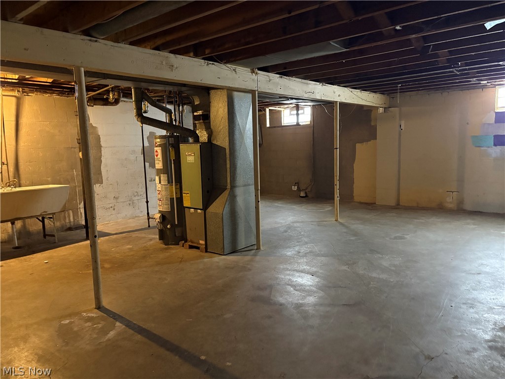 East Akron Terrace - Residential Income