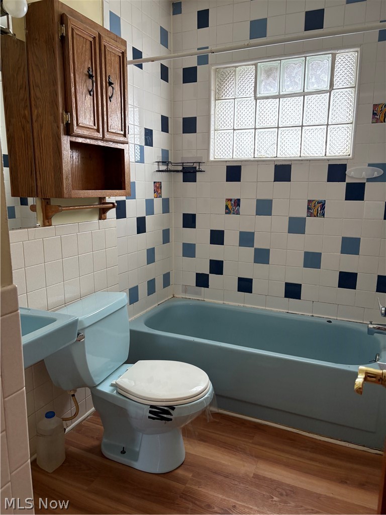 East Akron Terrace - Residential Income