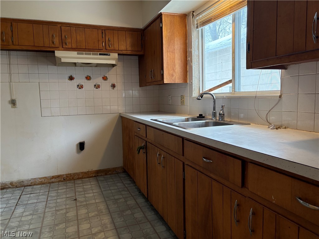 East Akron Terrace - Residential Income