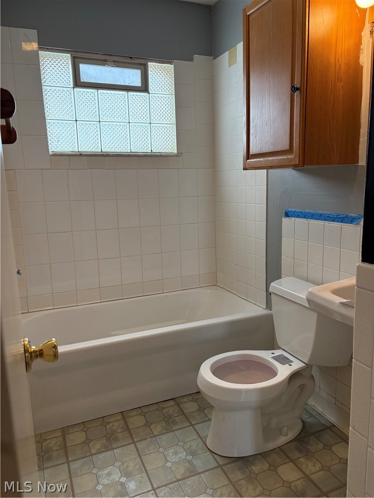 East Akron Terrace - Residential Income