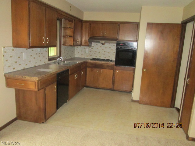 Barbara Land Companys 01 - Residential