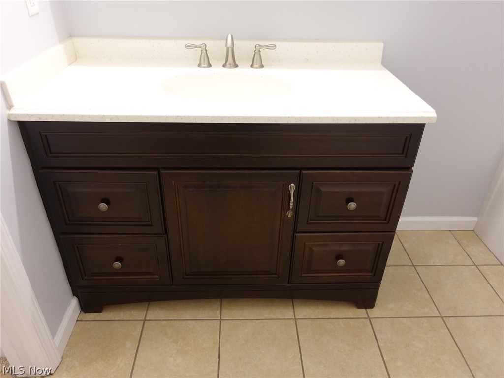 Falls Riv Xing Clstr Un Develo - Residential