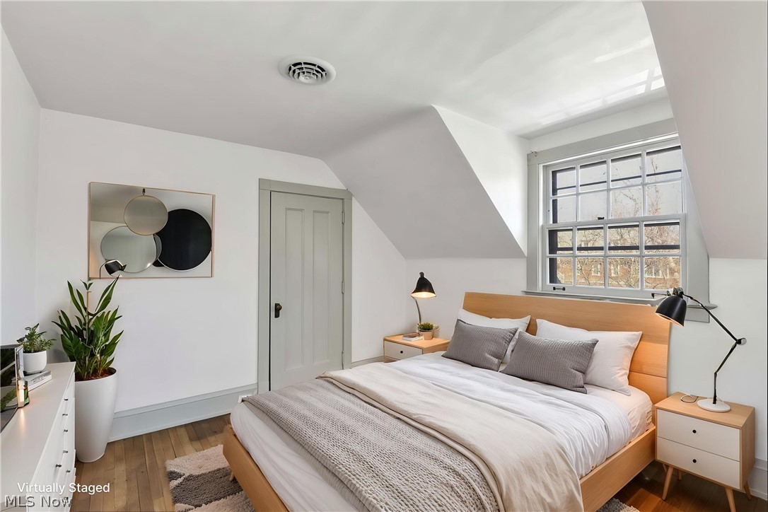 Newport Hanna - Residential