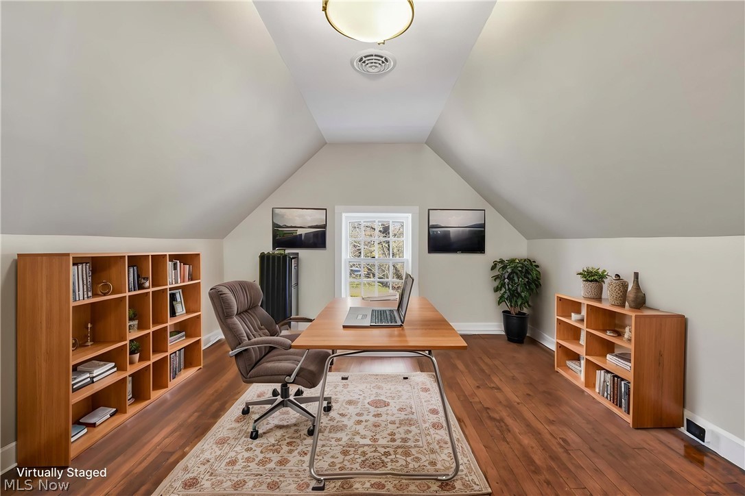 Newport Hanna - Residential