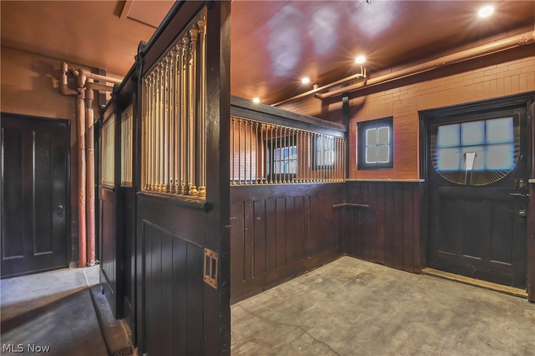 Newport Hanna - Residential