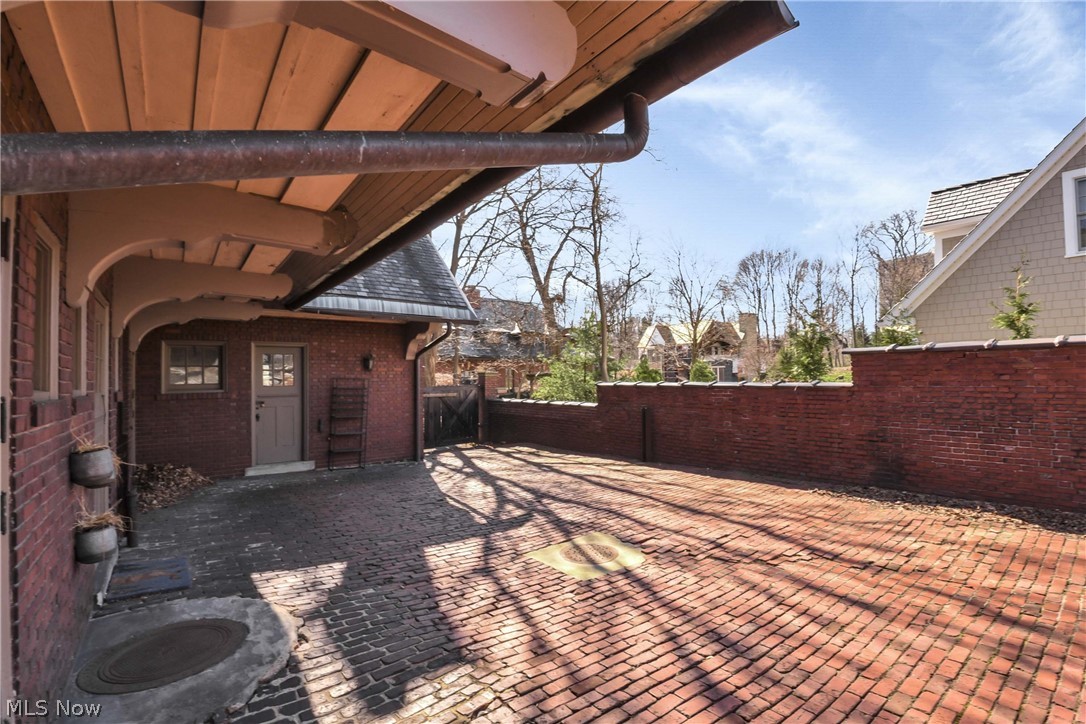 Newport Hanna - Residential