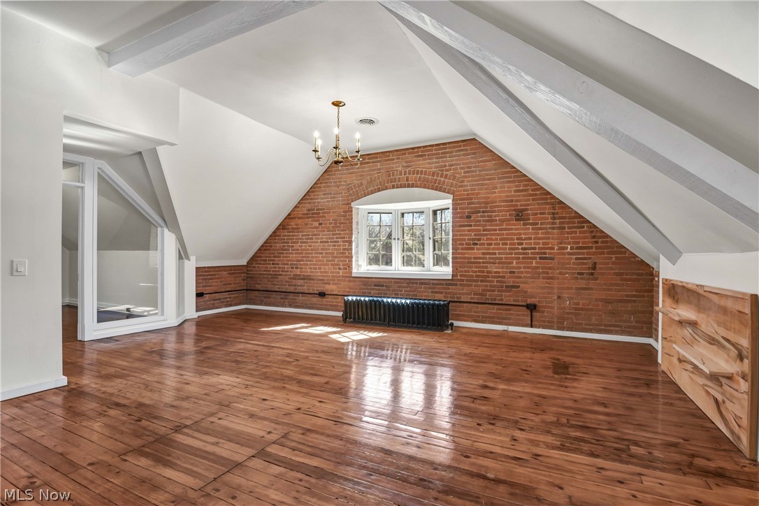 Newport Hanna - Residential