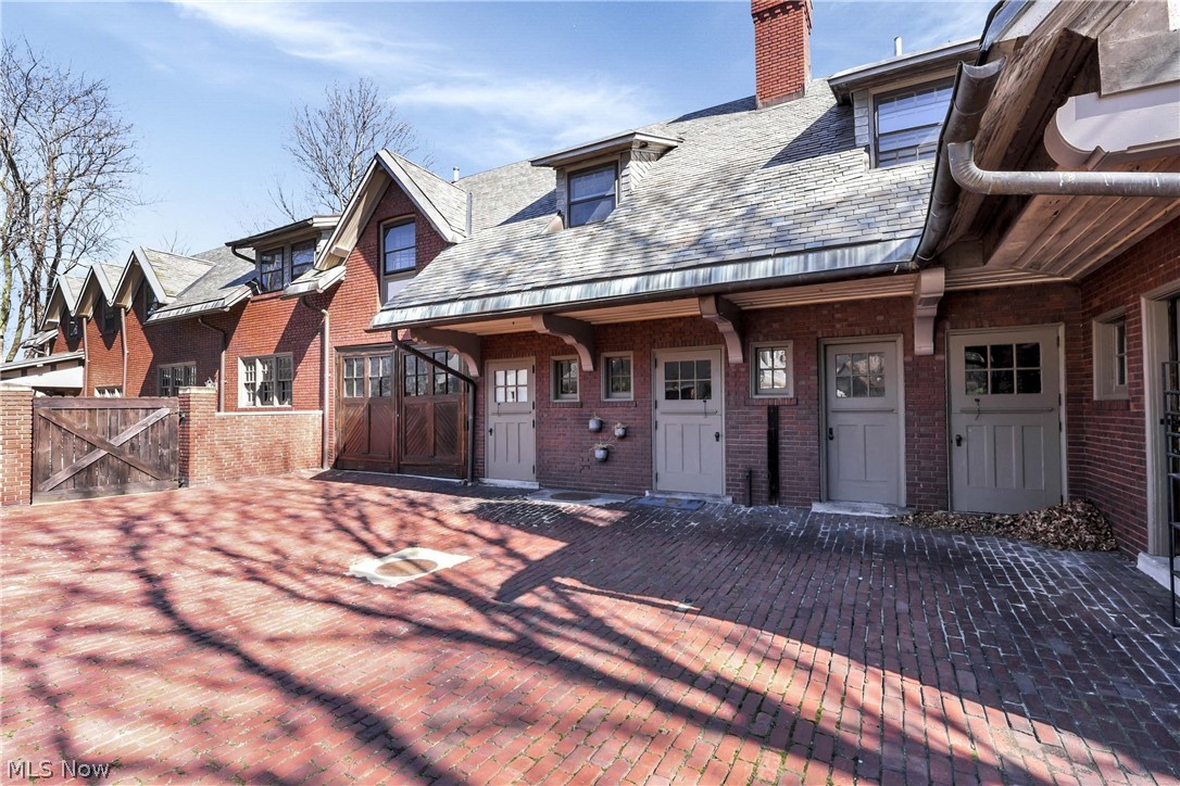 Newport Hanna - Residential