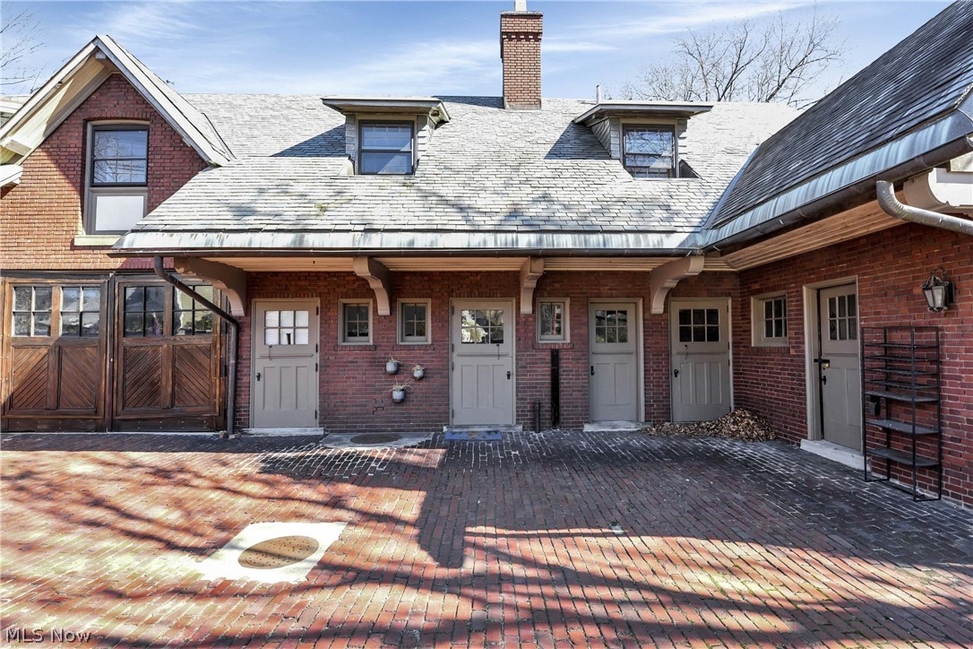 Newport Hanna - Residential