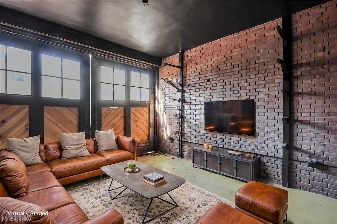 Newport Hanna - Residential