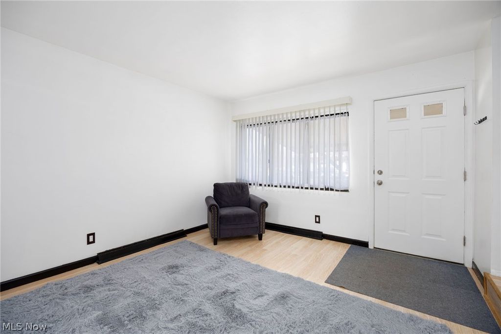 Photo of 894 Argonne Avenue, Akron, OH 44310 (MLS # 5190806)