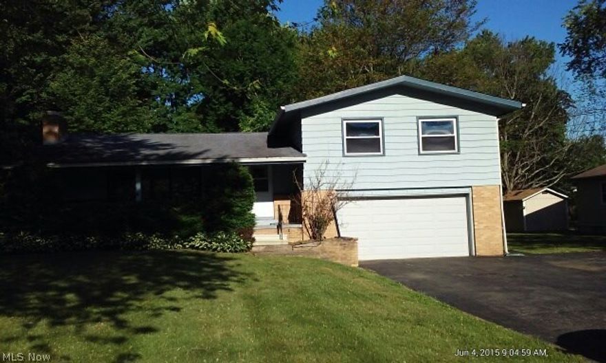 Split level home located in Boardman twp near the library.  Some work required, but will make for an excellent home!  Call today before it is too late! Property being sold as is.  "BANK OWNED FORECLOSURE" “NOT a short sale” “Easy, quick purchase process.”  $1,000 or 1%, whichever is greater, min. EM Deposit w/offer required. Subject to Bank Addendum.