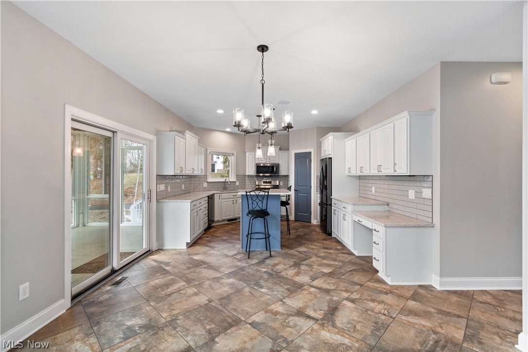 Willowdale Lake - Residential