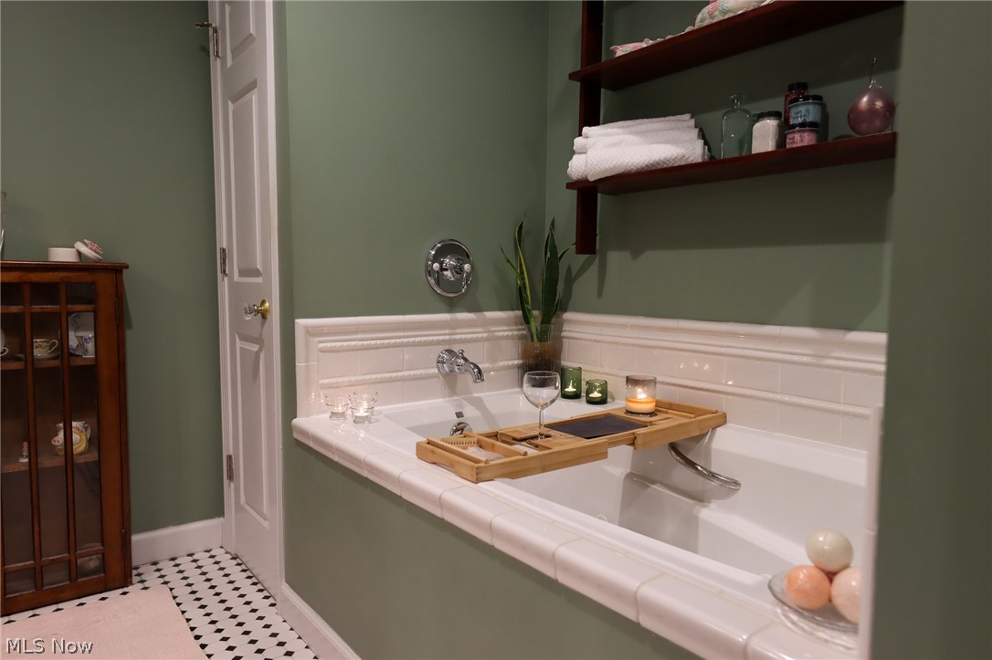 Lockwood Ridge Condo - Residential