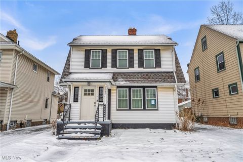 Homes For Sale - 2017 Goodnor Road<br/> Cleveland Heights, OH 44118