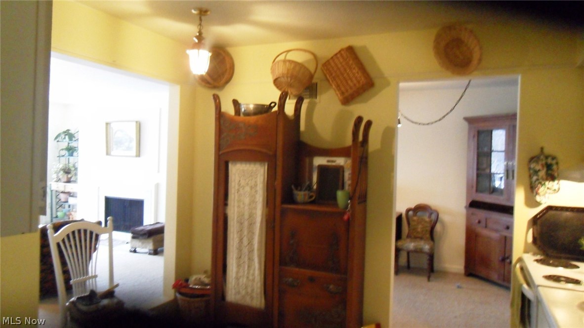 Versailles At Hudson Condo - Residential