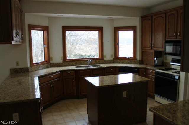 Woods of Williamsburg - Residential