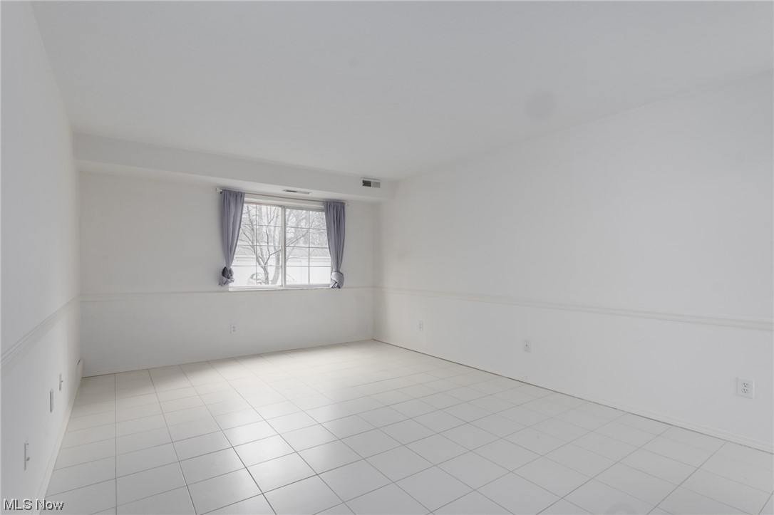 Bay Lndg Condo - Residential