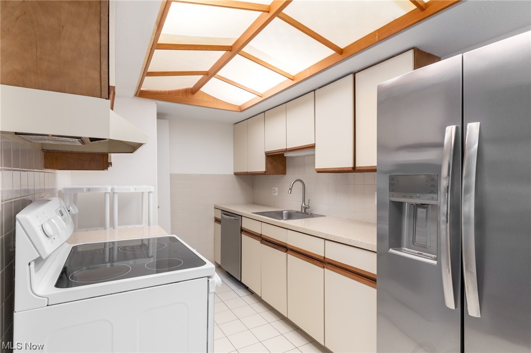 Bay Lndg Condo - Residential