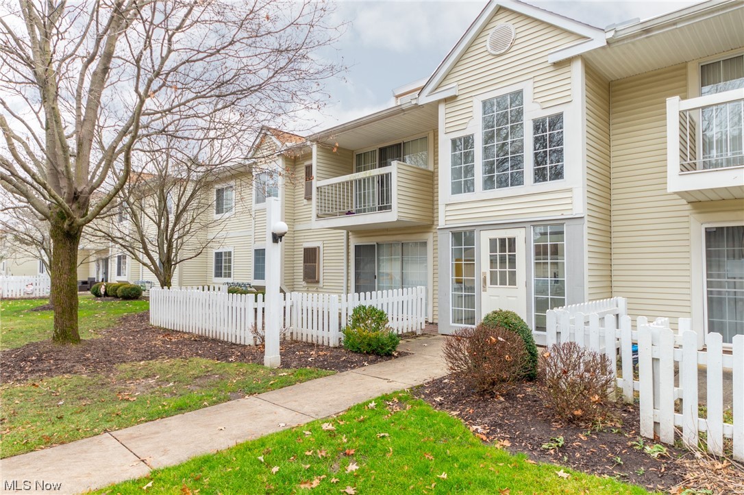 Bay Lndg Condo - Residential