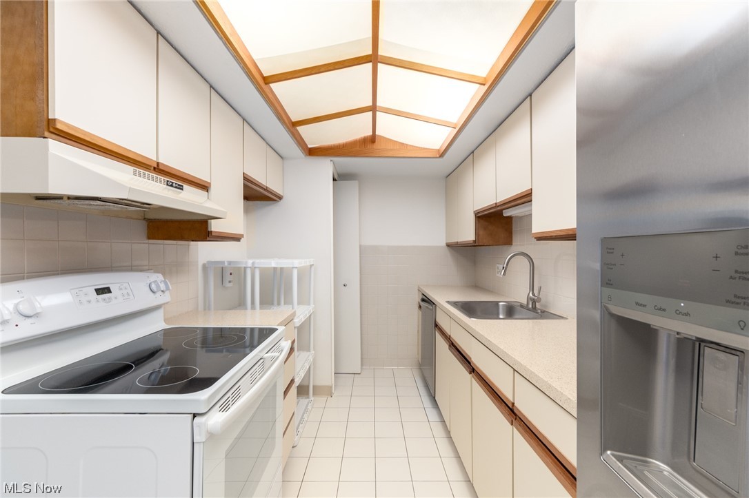 Bay Lndg Condo - Residential