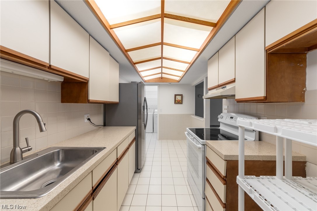 Bay Lndg Condo - Residential