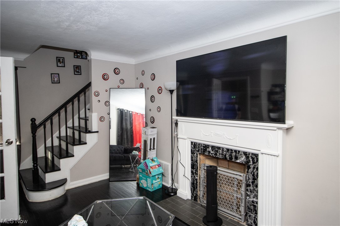 Utopia Beach 04 - Residential