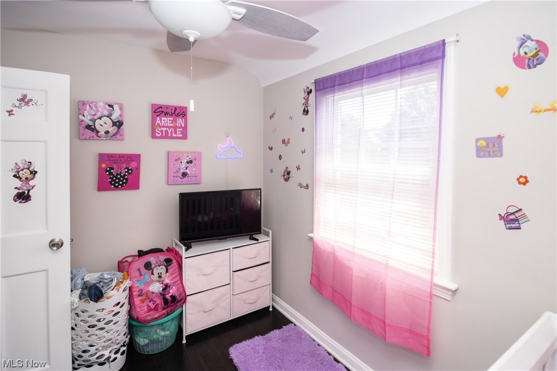 Utopia Beach 04 - Residential