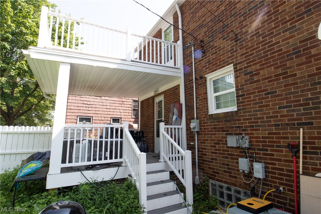 Utopia Beach 04 - Residential