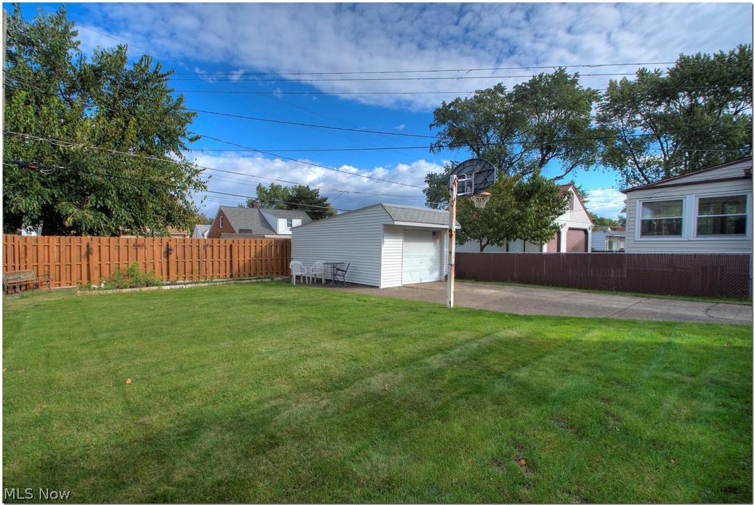 H A Stahl Props Cos Ridgewoo - Residential