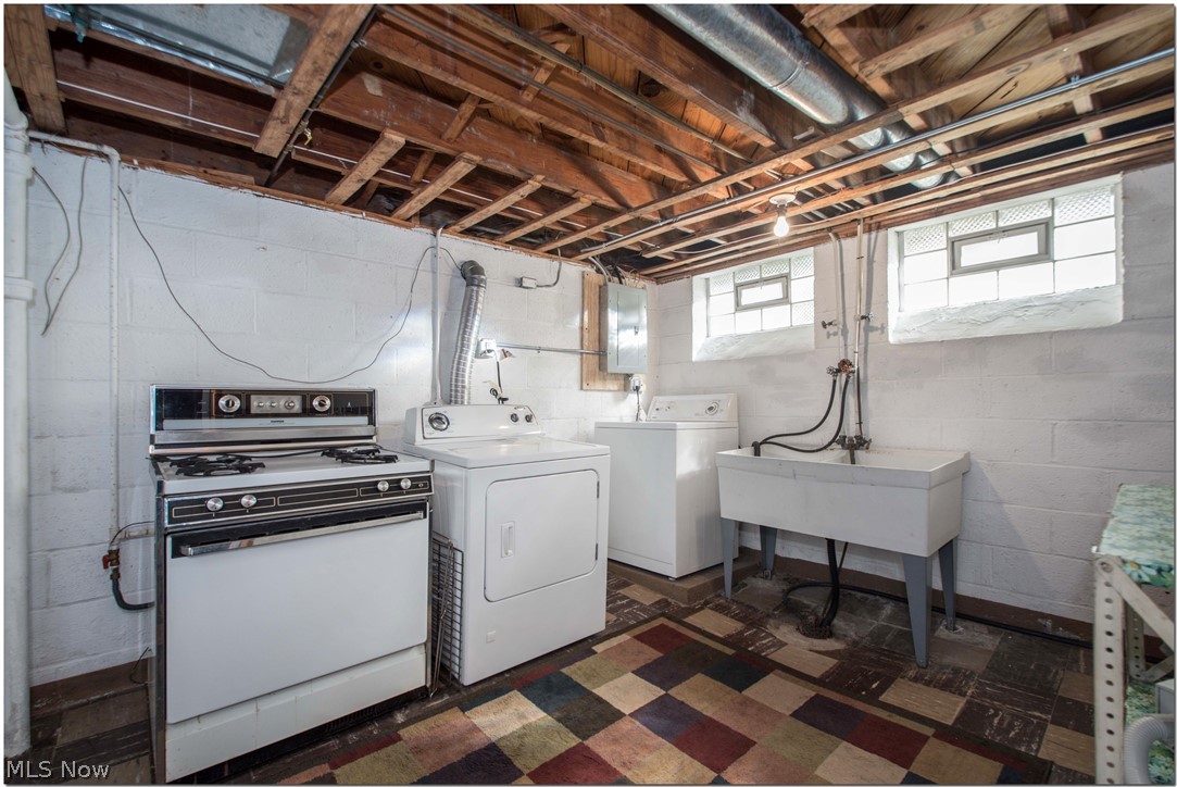 H A Stahl Props Cos Ridgewoo - Residential