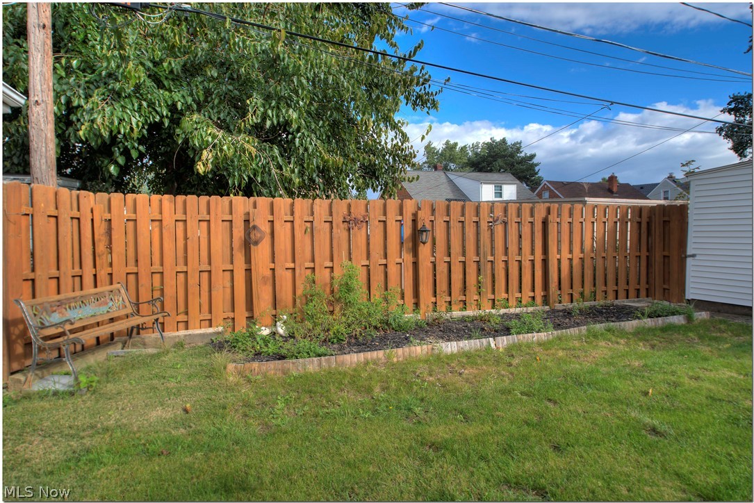 H A Stahl Props Cos Ridgewoo - Residential