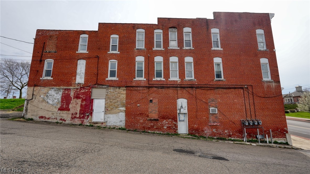 Cambridge - Commercial Sale