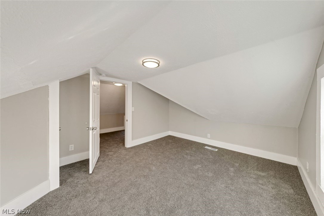 James M Hoyts - Residential Lease