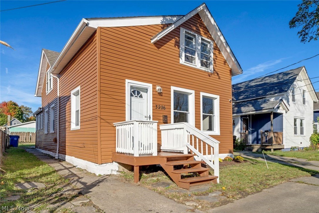 James M Hoyts - Residential Lease