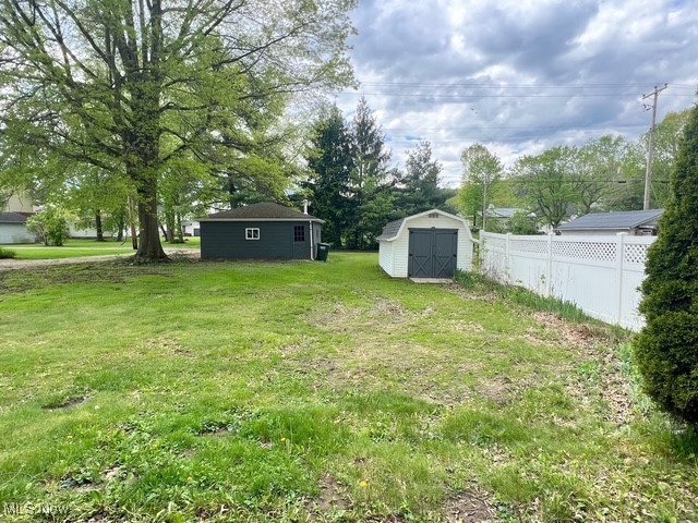 1016 Parrish Street, Uhrichsville, Ohio image 24