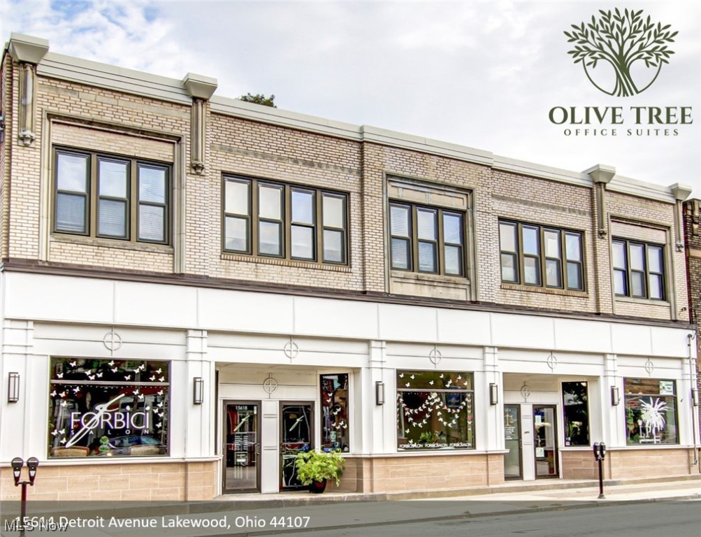 Olive Tree Office Suites is a community of eight private offices sharing well-appointed common areas, a kitchenette, and a conference room. The offices range from 90 to 190 square feet. $500 - $700 per suite depending on size. All utilities and WIFI are included with the rent. Flexible lease terms ranging from 12 - 36 months. Be one of the first to occupy this newly remodeled space.