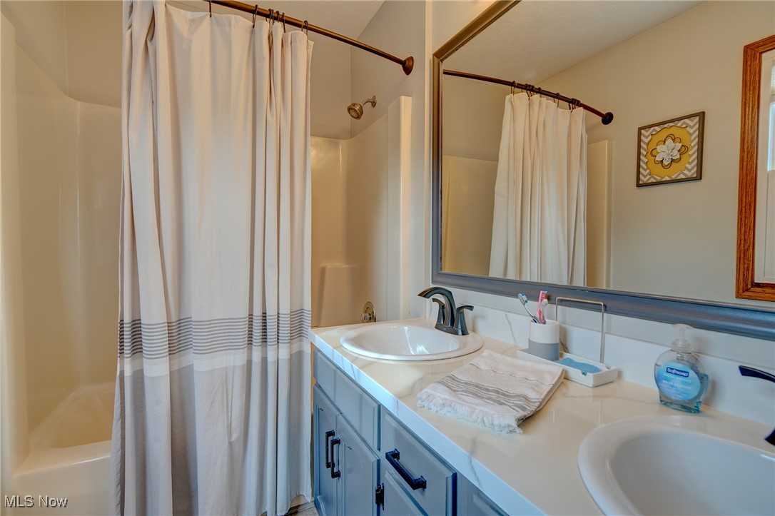 5363 Park Drive, Medina, Ohio image 23