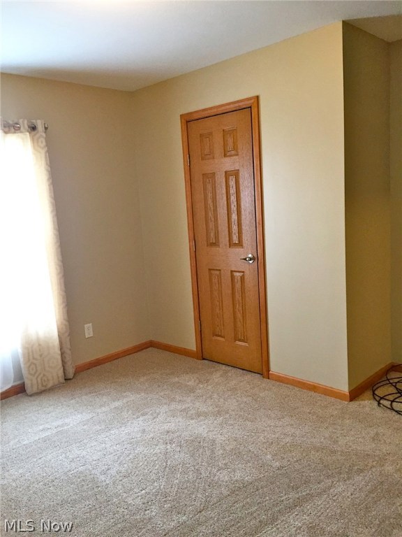 Village/Navarre - Residential