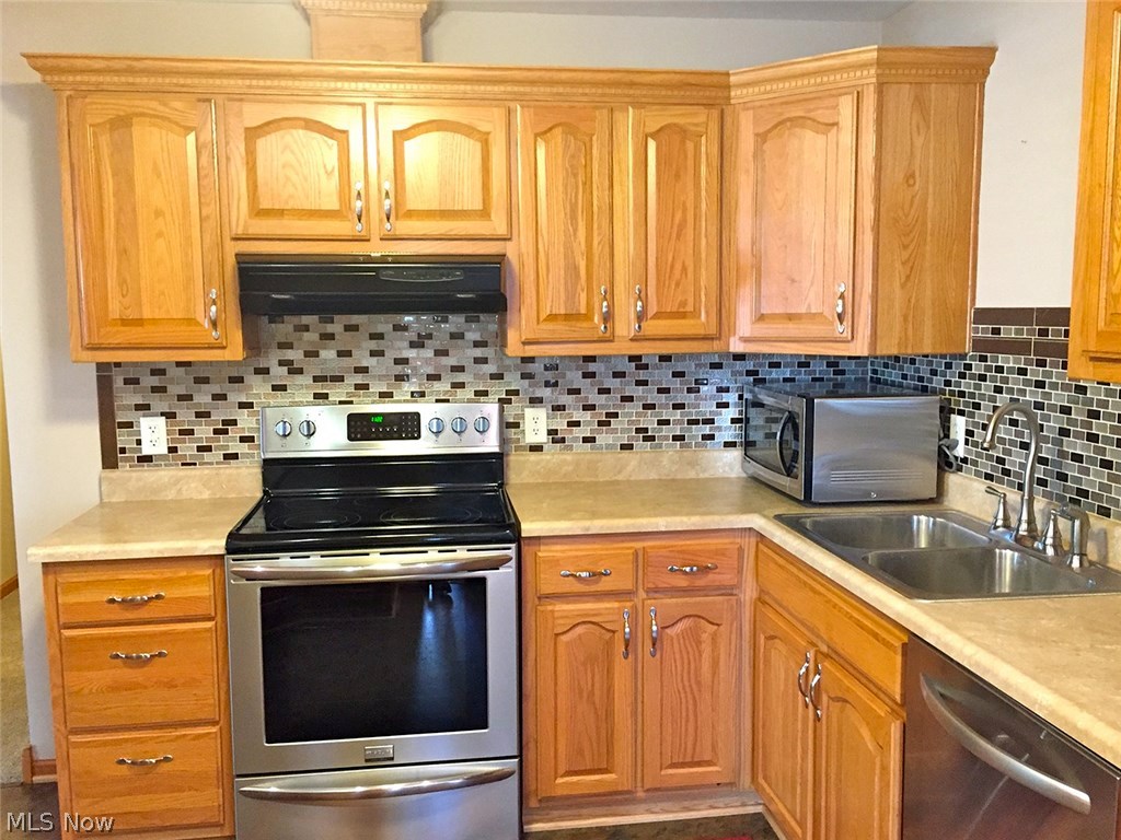 Village/Navarre - Residential