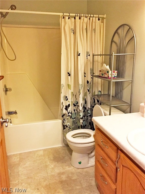 Village/Navarre - Residential