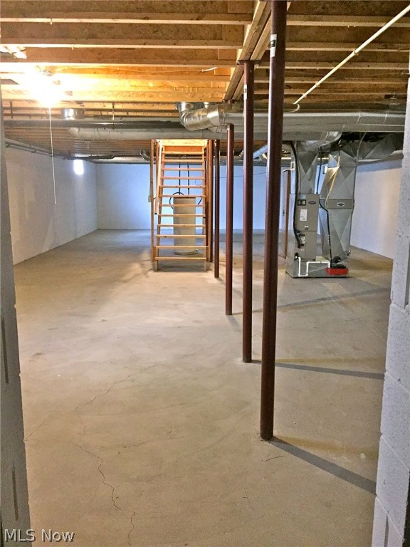 Village/Navarre - Residential