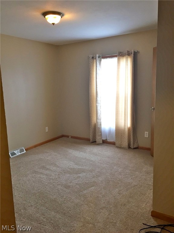 Village/Navarre - Residential