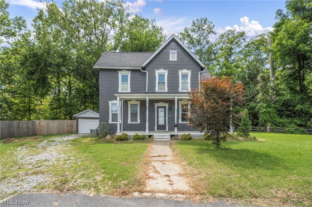 38 Oak Street