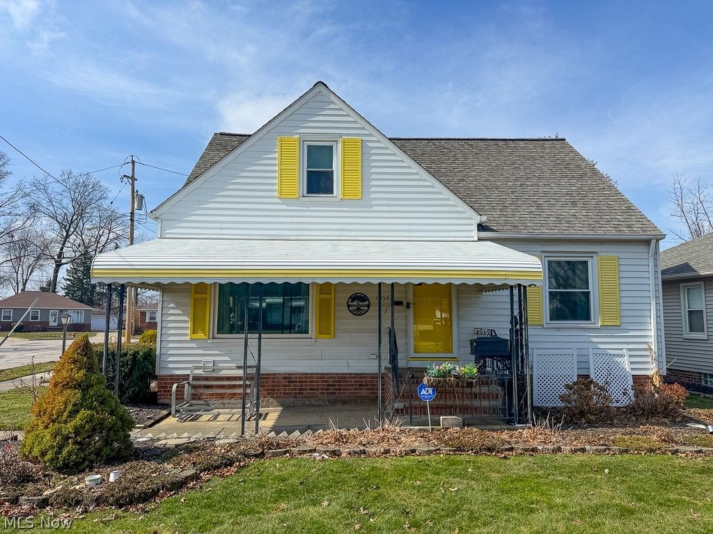 Photo of 1554 Rush Road, Wickliffe, OH 44092 (MLS # 5187827)